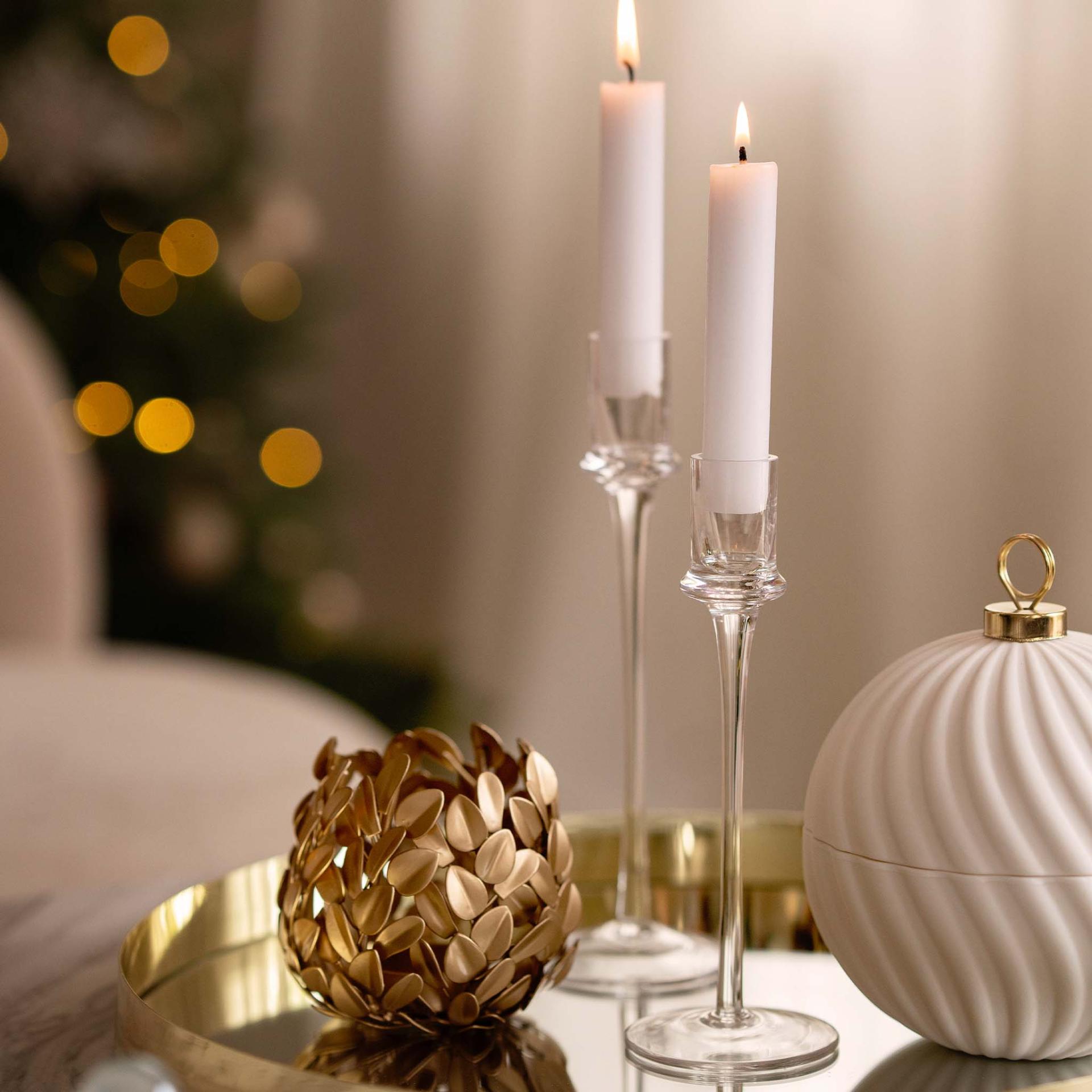 Inez lysestaker på lysfat med leaf telysholder