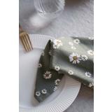 Tøyserviett Daisy på tallerken thilda