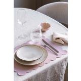 Dekkebrikke Scallop dekt med servise iben