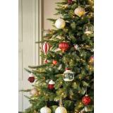 Julekule Vott i juletre med matchende julekuler