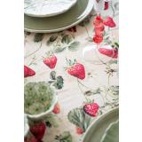 Bordtekstil med jordbærmotiv