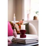 Kubbelysestake Arno Burgunder på sofabord nærbilde