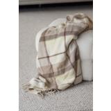 Pledd Tartan liggende på puff cloud