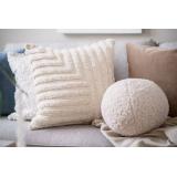 Rund pute i sofakrok