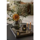 Lysfat harlow med vase lysholder glimre og kongle og lysestaker