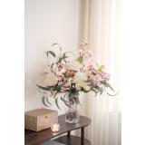 Gren Kirsebærblomst i blomsterbukett