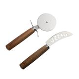 Sett med pizzakniv og pizzahjul