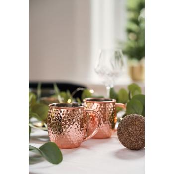 Krus Moscow Mule 2 pk på dekket bord