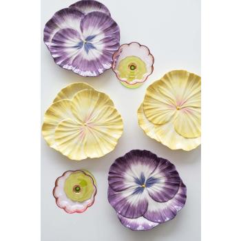 Champagneglass flower med asjett viola