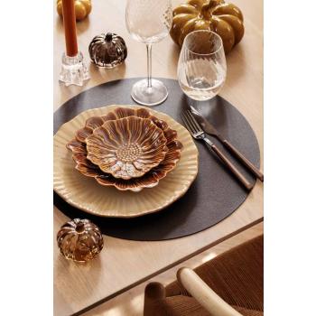 Tallerken Bloom flower 15cm på oppdekket bord