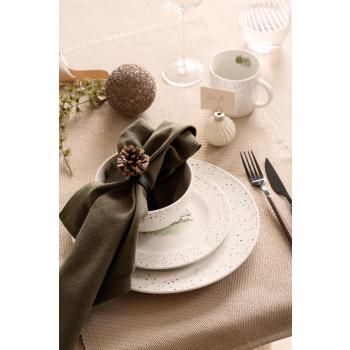 Løper Gold på spisebord med oppdekking