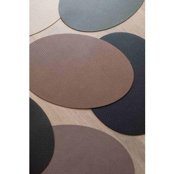 Samlebilde av dekkebrikke johanna i 6 farger