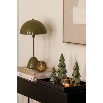 Lysfat flettet med dekortre nola og lysholder glimre