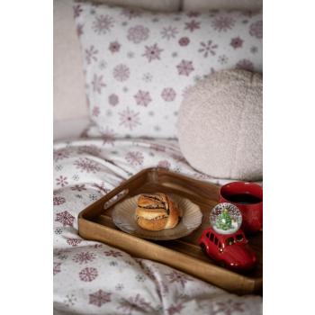 Frokost servert på Sengesett Flanell Stars 