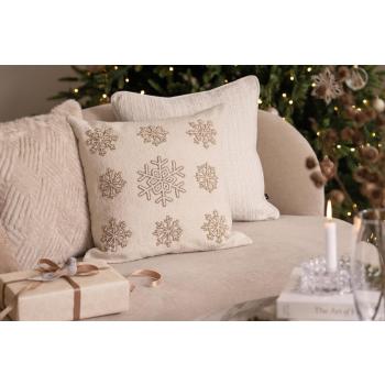 Fugl på klype Dalia på gave på sofa med juleputetrekk