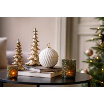 Telystestake Glitter Grønn i to størrelser på bord med dekortre julekule krukke