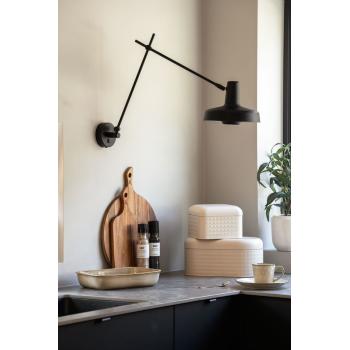 Brødboks Ivo på kjøkkenbenk