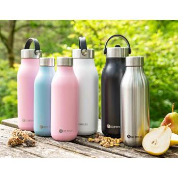 Samlebilde av les artistes termoflasker i fargene rosa, blå, hvit, sort og sølv