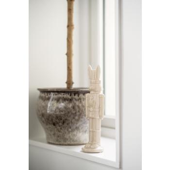 Dekorfigur hare i vinduskarm