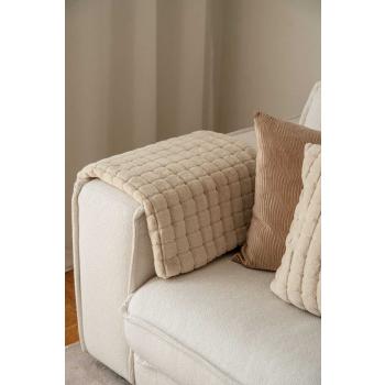 Pledd Faux fur ruter 130x170cm på sofa