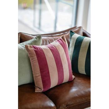 Putetrekk velur striper i sofa