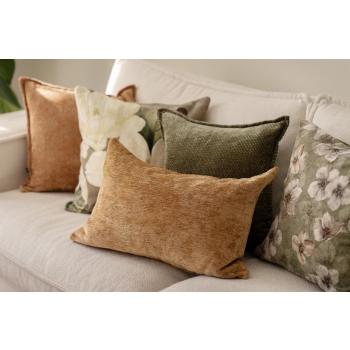 Putekombinasjon av puter i fargene grønn og karamell