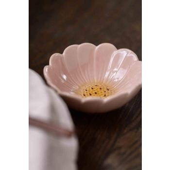 Skål Mia dus rosa nærbilde