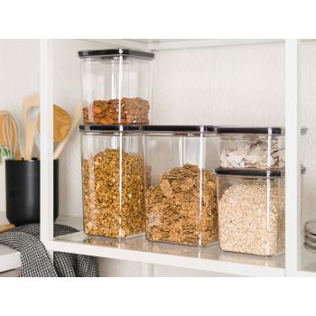 Smart Seal Oppbevaringsbokser i hylle